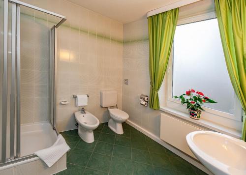 Koupelna v ubytování Parkhotel Traunstein