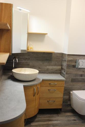 Vannituba majutusasutuses HomeW4 - Tiny Apartment