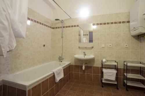 Ένα μπάνιο στο Apartment Dusni