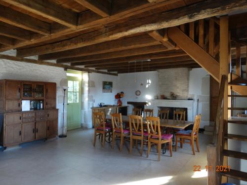 Kuchyň nebo kuchyňský kout v ubytování Domaine de La Maison d'Aum