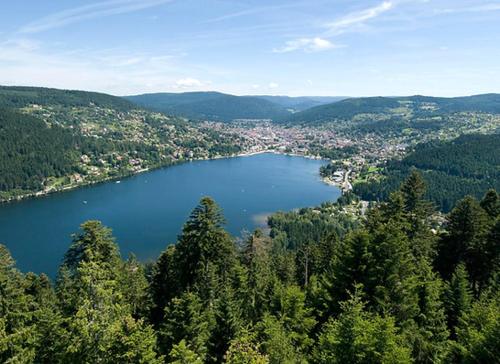 Beau duplex à proximité du lac de Gérardmer avec place de parking
