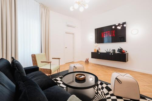 Luxurious Designer Apartment in City Center