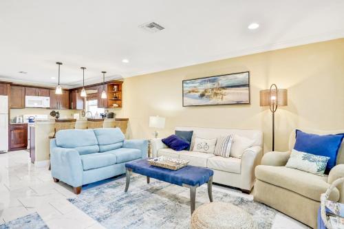 Coastal Palms Retreat – Photos 3