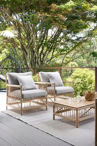 Un jardín fuera de Designer Hinterland Escape with Breathtaking Views