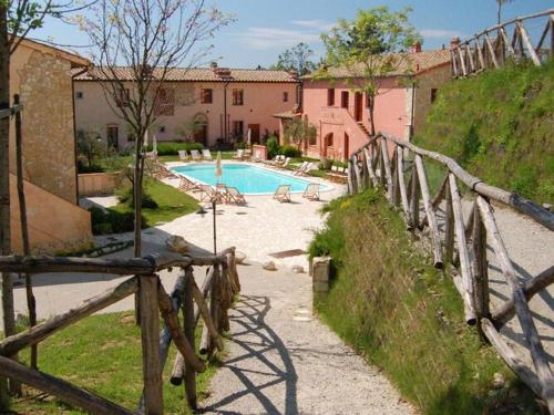 Nice apartment in Gambassi Terme with shared pool – Photos 3