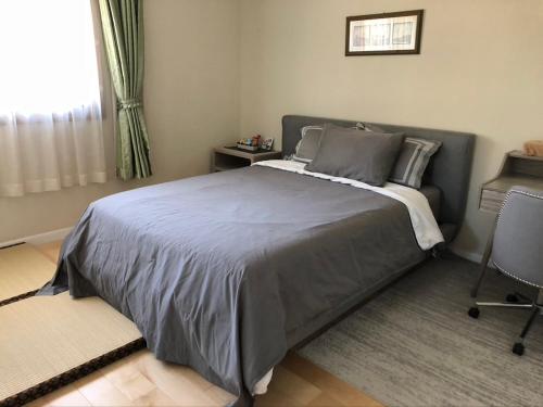 Cozy Master Bedroom at Cupertino