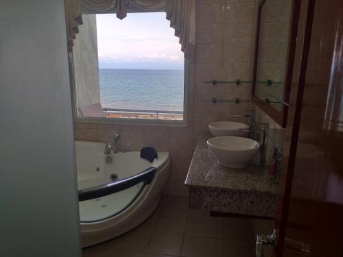 Ocean Breeze Resort – Photos 3