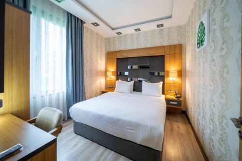 Ένα ή περισσότερα κρεβάτια σε δωμάτιο στο Holiday Inn - Trabzon-East by IHG
