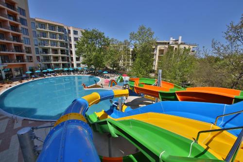 Bassein majutusasutuses Prestige Hotel and Aquapark - All inclusive või selle lähedal