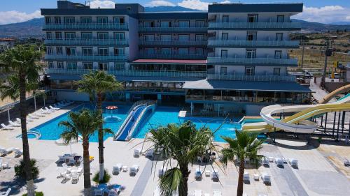 Πισίνα στο ή κοντά στο DIVA TURKA BEACH HOTEL