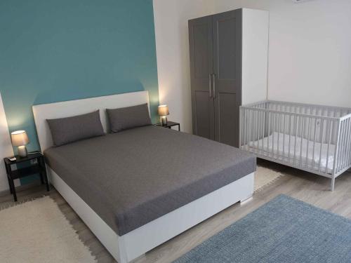 Gambar di galeri bagi Holiday home in Fonyod - Balaton 43111 di Fonyód