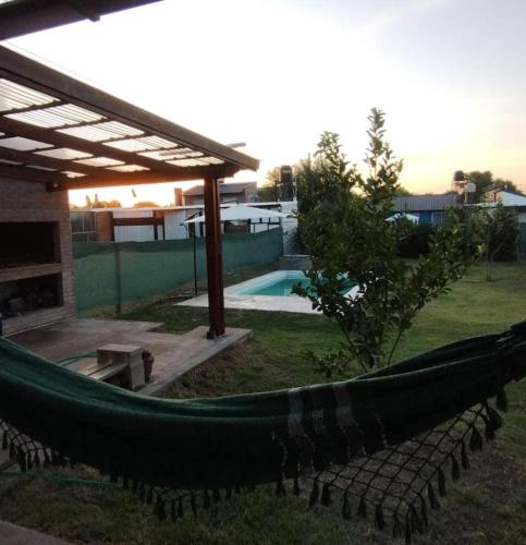 Casa con pileta en Funes