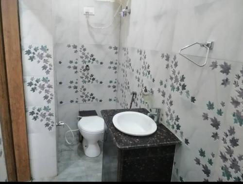 Kúpeľňa v ubytovaní Anant Royal