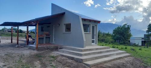 Het gebouw waarin het vakantiehuis zich bevindt