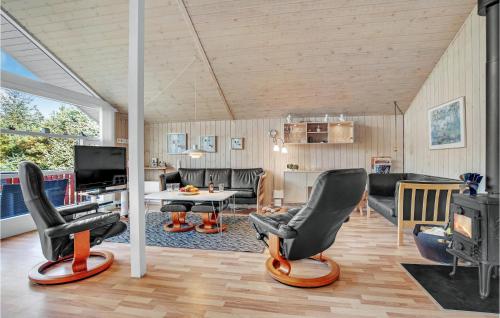 Kuchyň nebo kuchyňský kout v ubytování Holiday Home Olgavej Iv