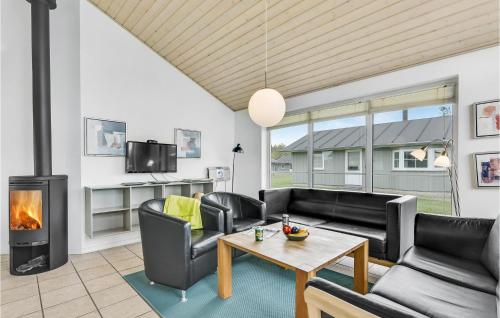 Χώρος καθιστικού στο Gorgeous Home In Nørre Nebel With Wifi