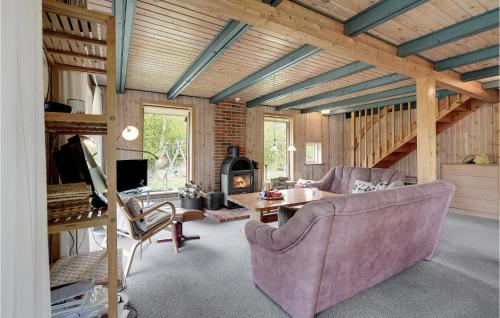 TV a/nebo společenská místnost v ubytování Holiday Home Klyden Rømø Iv