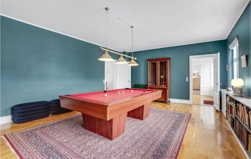 Una mesa de billar en Rimersgaard