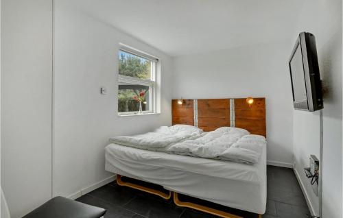 Krevet ili kreveti u jedinici u okviru objekta Beautiful Home In Brkop With Kitchen