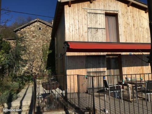 Photo de la galerie de l'établissement jaujac, à Jaujac