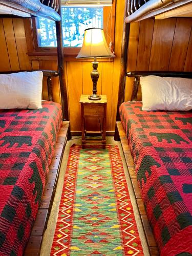 Adirondack Lake Cabins – Photos 4