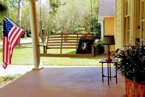 Gallery image of Historic 2-Bedroom Cloverdale Cottage in Montgomery