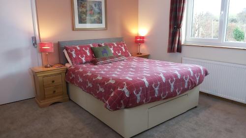 Katil atau katil-katil dalam bilik di Roe Deer Cottage