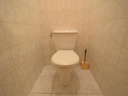 Appartement 4 pers. Les Menuires, pied des pistes, balcon S-O, tout équipé - FR-1-452-73
