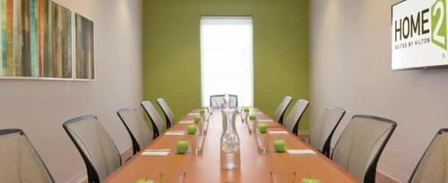 Home2 Suites By Hilton Dallas Medical District Lovefield, Tx Image