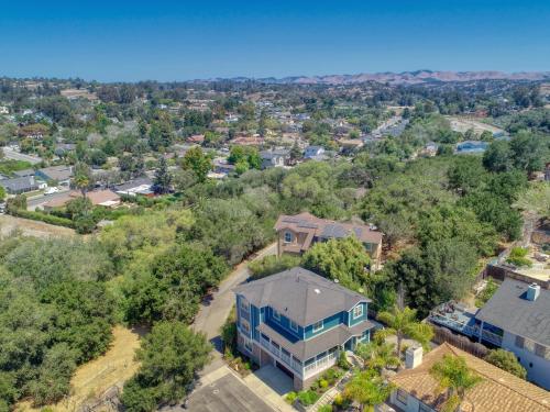 552 Paseo Street – Photos 2