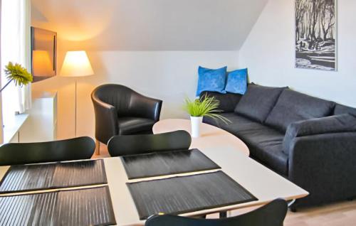Χώρος καθιστικού στο Lovely Apartment In Gudhjem With Wifi