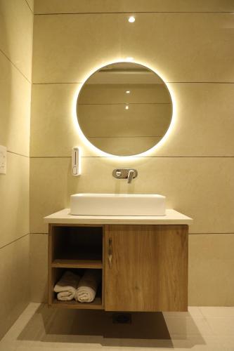 アムリトサルにあるHotel Crown Savoy, Near Railway Station & GURU NANAK DEV UNIVERSITYのギャラリーの写真