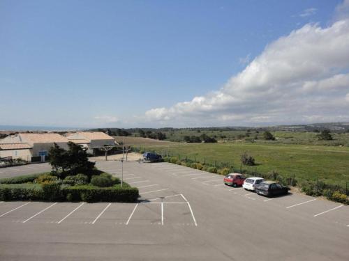 Appartement 2P avec Mezzanine, Piscine et Tennis, 800m de la Plage – 6 Couchages – St Pierre la Mer - FR-1-229D-267