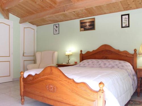 Photo de la galerie de l'établissement Maison Confortable près de la Plage et Forêt, 5 Couchages, Jardin, Parking – Saint-Trojan-les-Bains - FR-1-246A-353, à Saint-Trojan-les-Bains