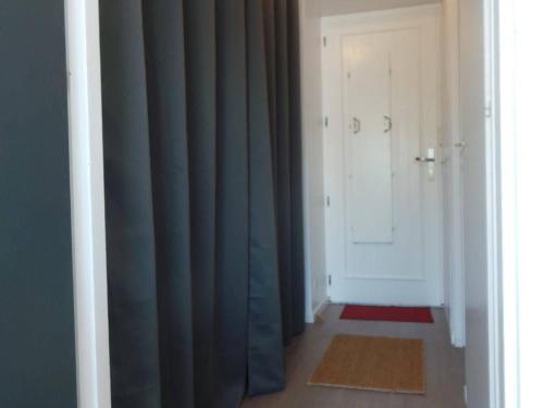 Ванная комната в Appartement Noirmoutier-en-l'Île, 1 pièce, 4 personnes - FR-1-224B-36