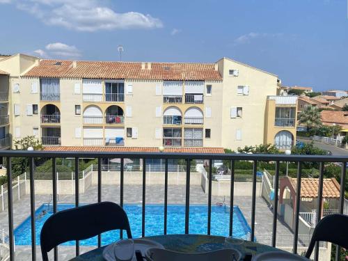 Appartement 2 pièces avec mezzanine, piscine et parking à Narbonne Plage - FR-1-229B-63