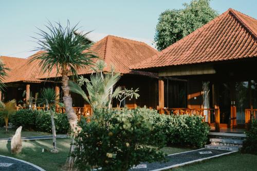 Zahrada ubytování Dini D'Nusa Lembongan