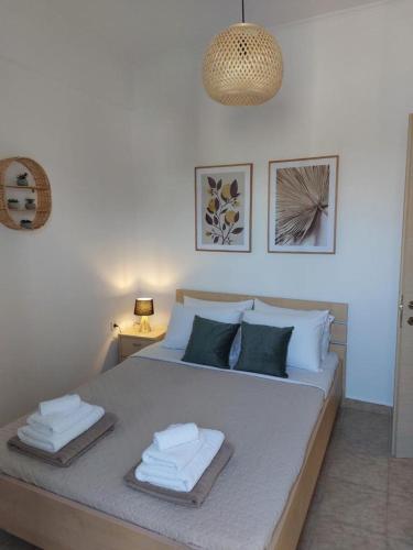 Mati- Cozy apartment- Close to the beach of Almyrida with a shared Pool