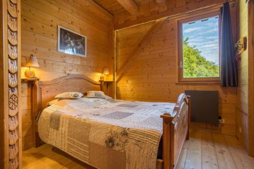 Posteľ alebo postele v izbe v ubytovaní Les Esseroliettes NATURE & SPA
