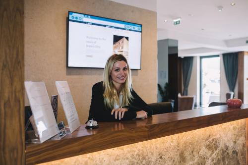 Gestir sem dvelja á Hotel Batuda