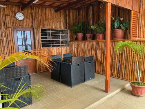 Φωτογραφία από το άλμπουμ του Paradise Agua Leve Residential στο Σάο Τομέ