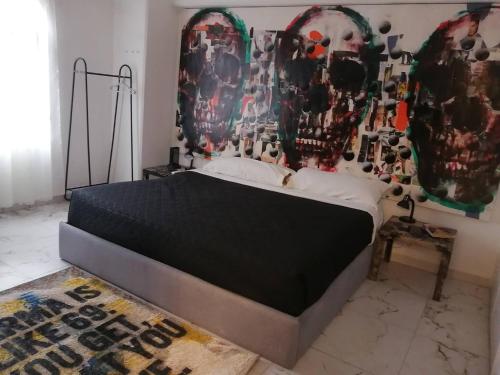 Een bed of bedden in een kamer bij Thematic Apartment art poppride - Between Av Reforma and Insurgentes