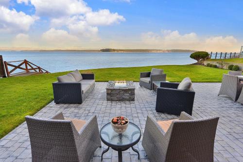 Lochside Oceanfront Estate – Photos 2