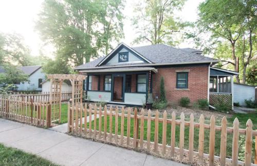216 W Myrtle St – Photos 3