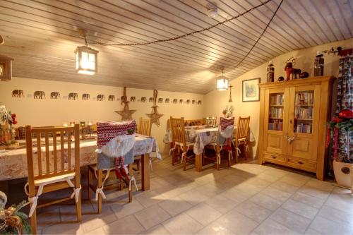 Ресторан / где поесть в Gästehaus Barbara Schwaiger