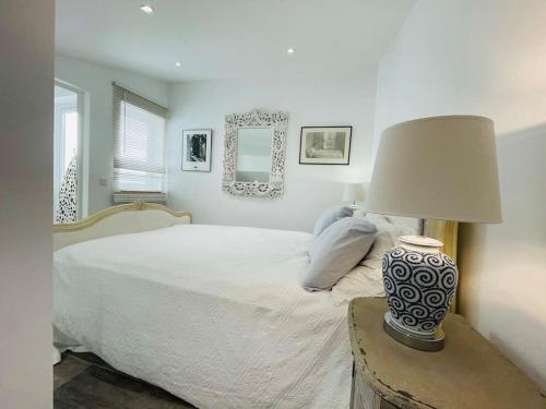 Summer Breeze Apartment, in the Historic Centre of Lagos