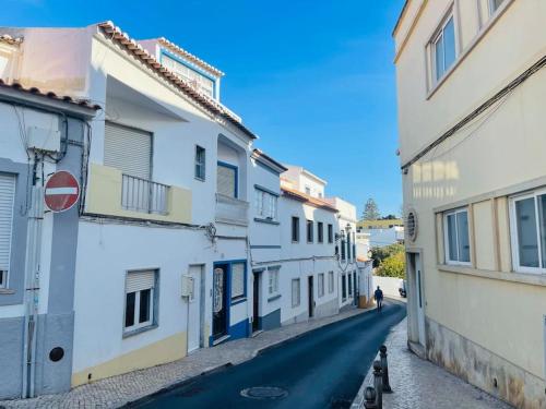Summer Breeze Apartment, in the Historic Centre of Lagos
