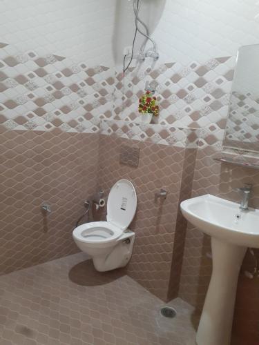 Ένα μπάνιο στο Gazing Moon Homestay