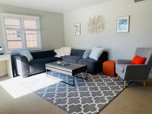 622 W Laurel St Upper – Photos 4