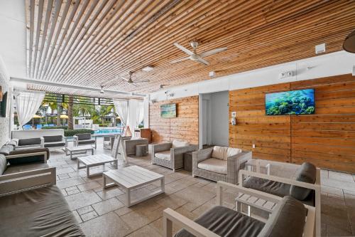 Istumisnurk majutusasutuses The Pointe on 30A by Panhandle Getaways